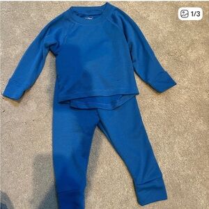 L.L. Bean Kids' Vibrant Blue Thermal Set